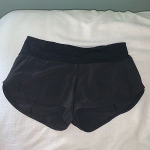 Lululemon speed up short 2.5”